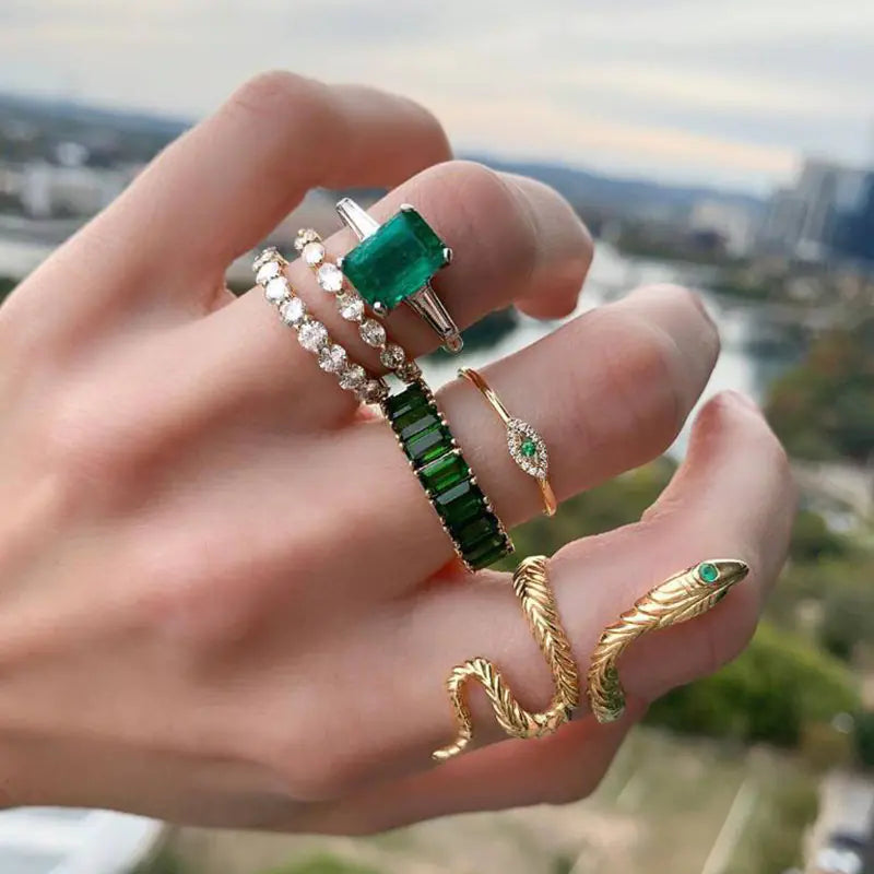 Bohemian Vintage Ring Set with Metal and Crystals