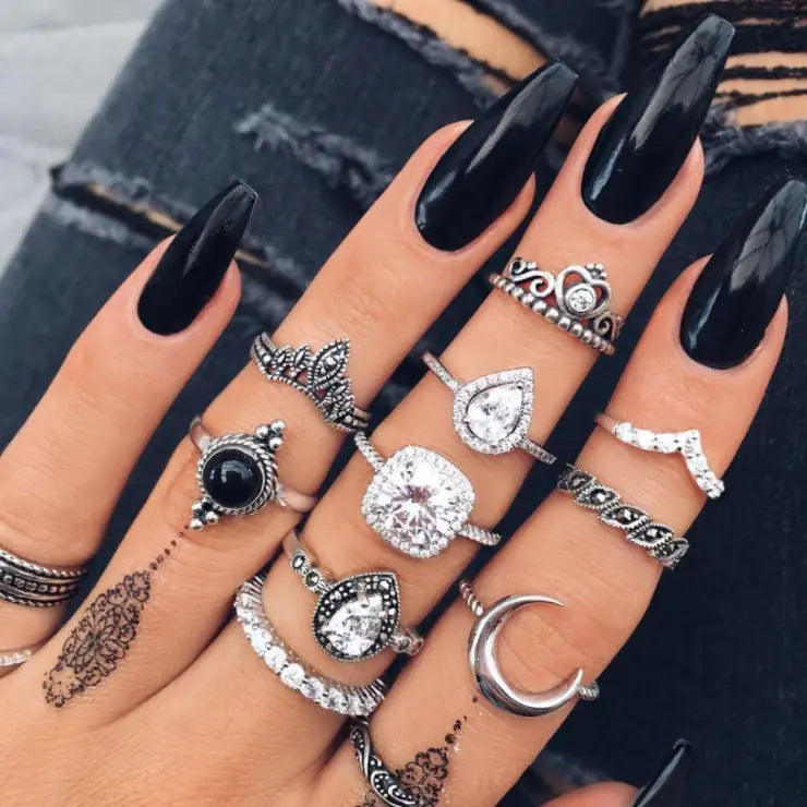 Bohemian Vintage Ring Set with Metal and Crystals