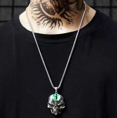 Vintage Feather Pendant Necklace for Hip Hop Style - Mystic Edge