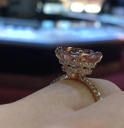 Rose Gold Zircon Ring - Stylish Jewelry Piece