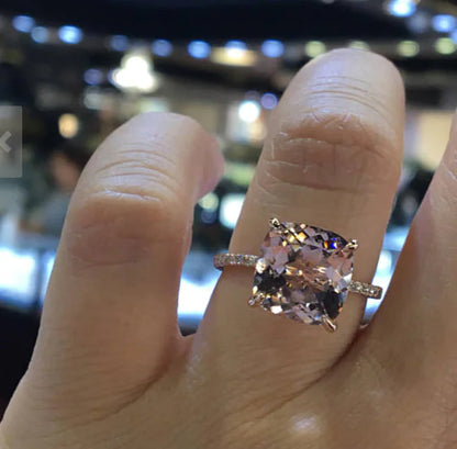 Rose Gold Zircon Ring - Stylish Jewelry Piece