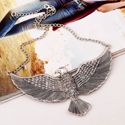 Fashion Necklace with Eagle Design - Retro Style Jewelry