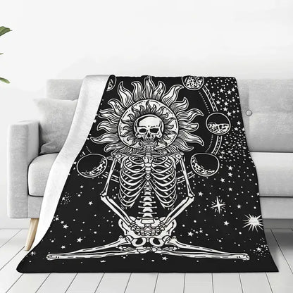 Skull Fleece Blanket - Cozy Throw