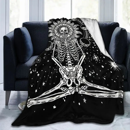 Skull Fleece Blanket - Cozy Throw